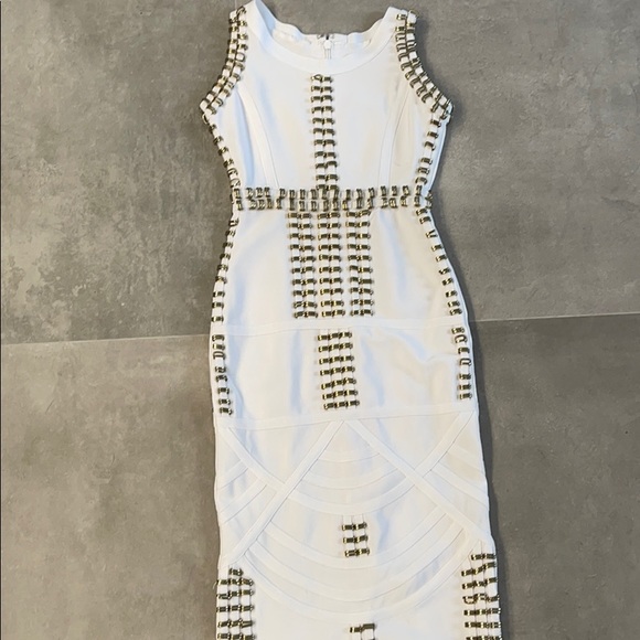 White and gold high slit gown - Picture 2 of 11